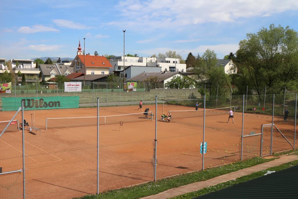 Centercourt Hotel Graz Zewnętrze zdjęcie